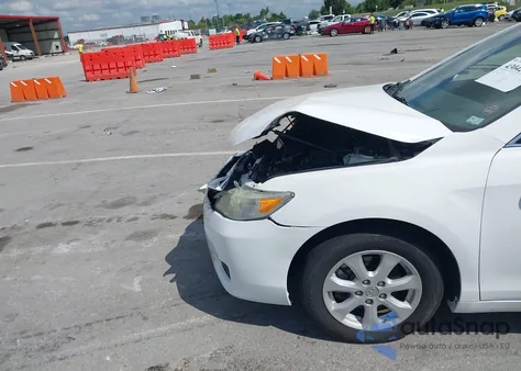 2011 Toyota Camry Le из США, поврежденный, VIN 04T4BF3EK3BR16875